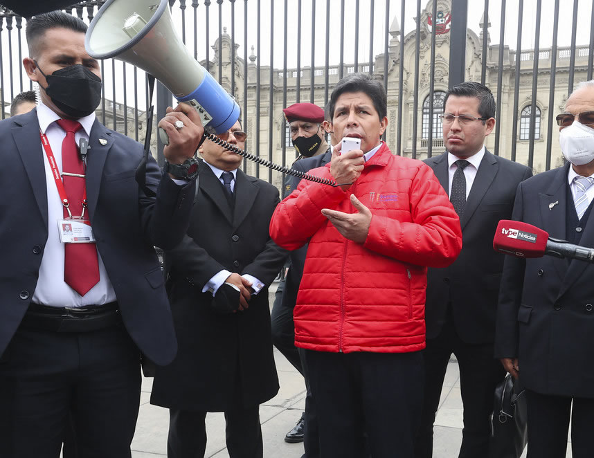 Congreso: Seis congresistas buscan este lunes la presidencia del primer poder del Estado