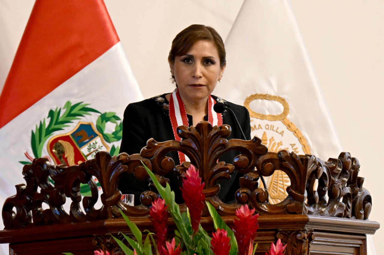 Alberto Otárola anuncia toque de queda por tres días de 8 de la noche a 4 de la mañana en la Región Puno