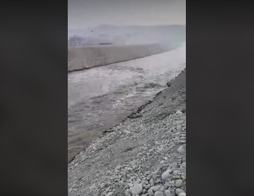 El río Chillón aumenta de caudal en Carabayllo, Comas, Los Olivos, Puente Piedra y en la zona del Callao