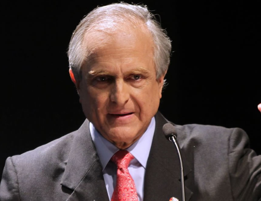 Rosa Gutiérrez retirada de presidencia de EsSalud, también Mario Carhuapoma, de su condición de directivo