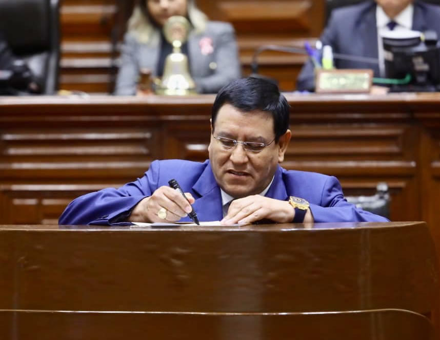 Policía Nacional tiene "una especie de niños", afirman en la Comisión de Seguridad Ciudadana del Congreso