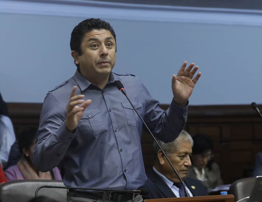 JNJ: Por ley el Congreso intenta que los postulantes que aprobaron el orden de mérito sean suplentes
