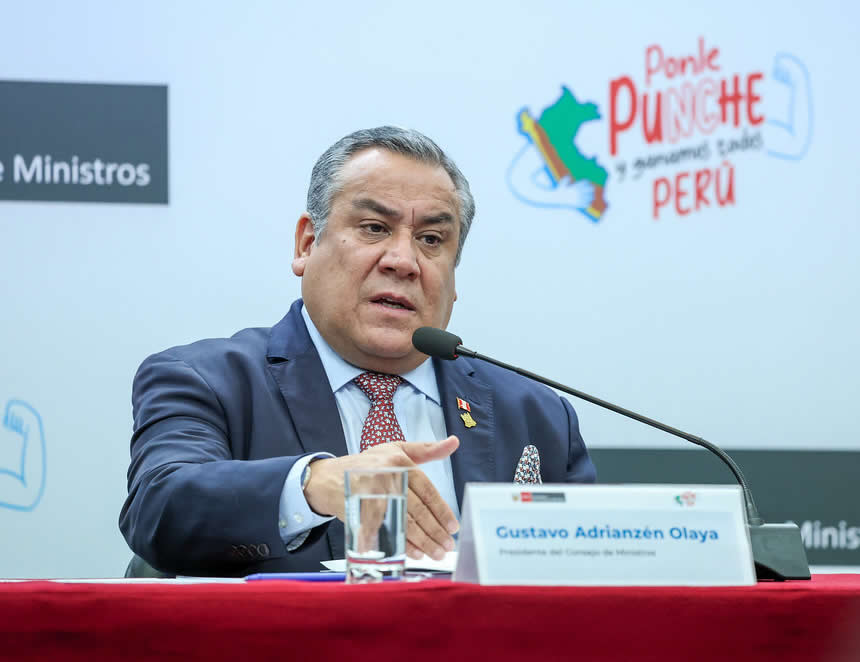 Fabián Bustos se despidió de Universitario: las críticas al fútbol peruano