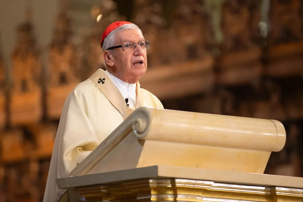 Cardenal Castillo: “Es un honor tener una juventud como la que ha salido a protestar en San Marcos y la Católica”   