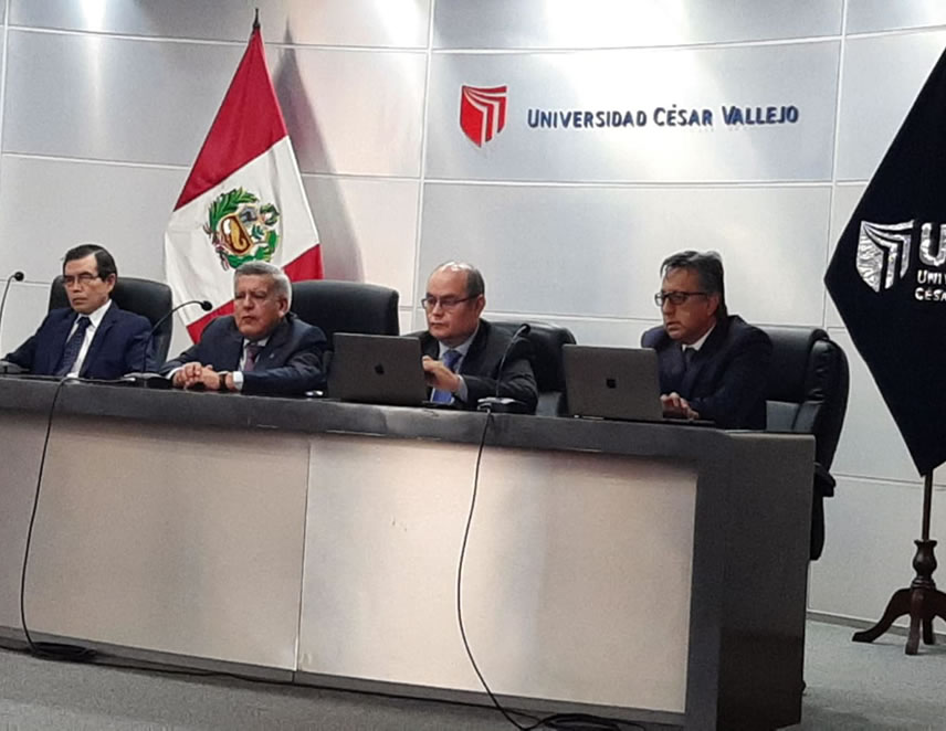 Aníbal Torres a críticos de los CMD: “Una campesina con pollera, un campesino con su poncho es tan igual que nosotros”